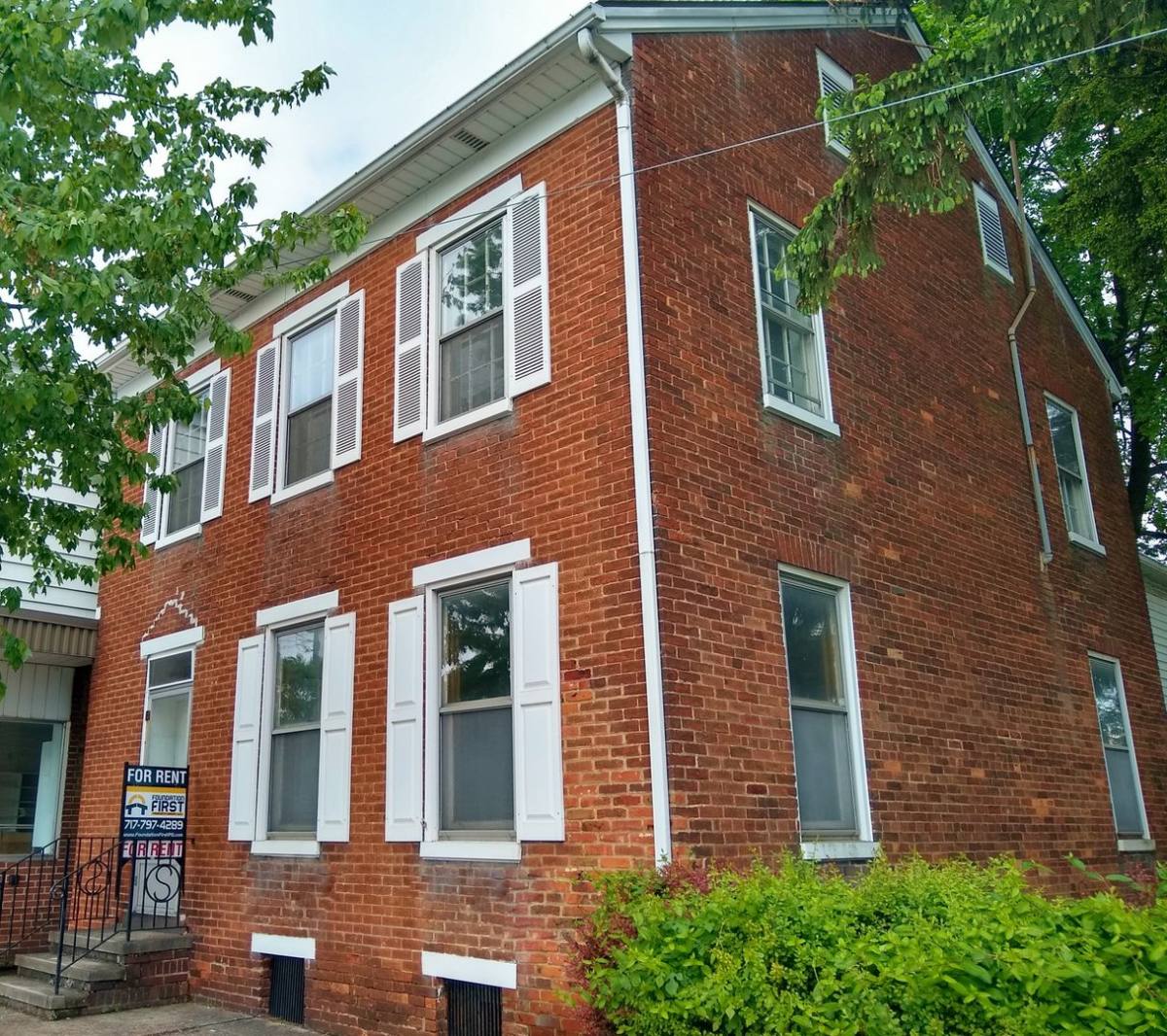 Apartment for rent at 514 Broadway, Hanover, PA 17331