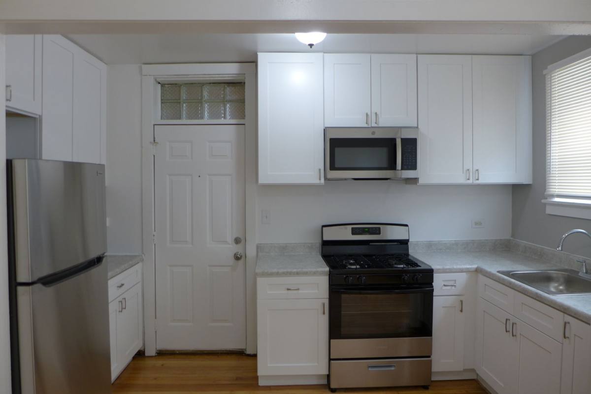 Apartment for rent at 2048 N Kostner Ave, Chicago, IL 60639