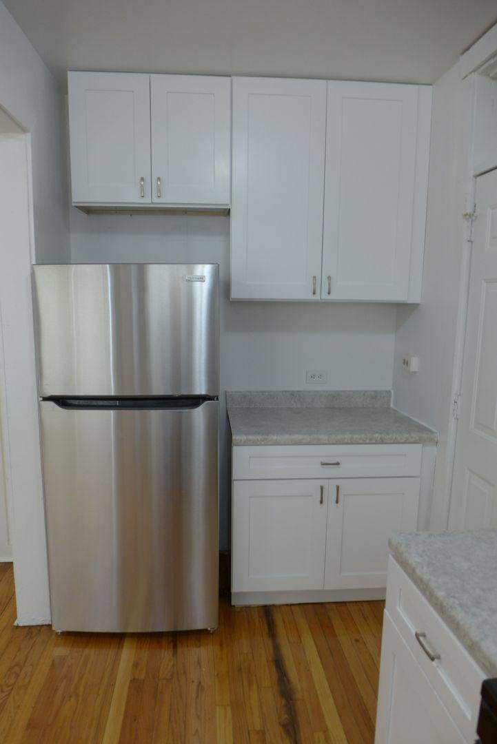 Apartment for rent at 2048 N Kostner Ave, Chicago, IL 60639