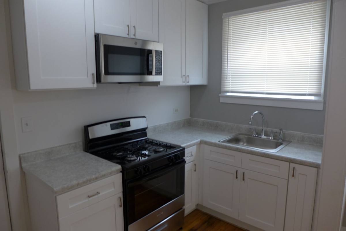 Apartment for rent at 2048 N Kostner Ave, Chicago, IL 60639