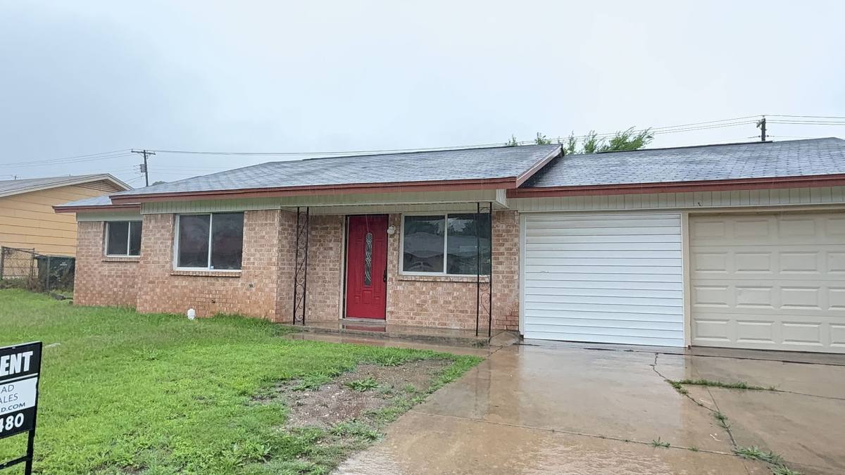 House for rent at 806 S 25th St, Copperas Cove, TX 76522