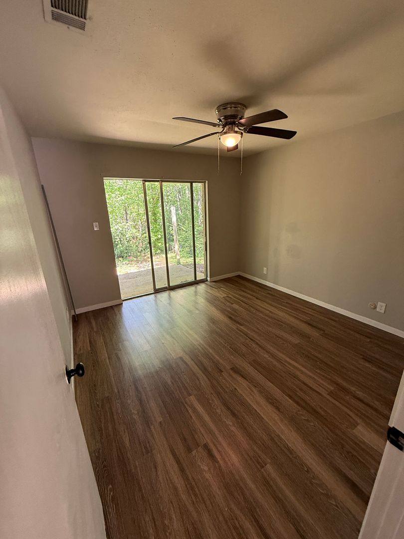 Townhouse for rent at 2916 Bernice Dr, Longview, TX 75604