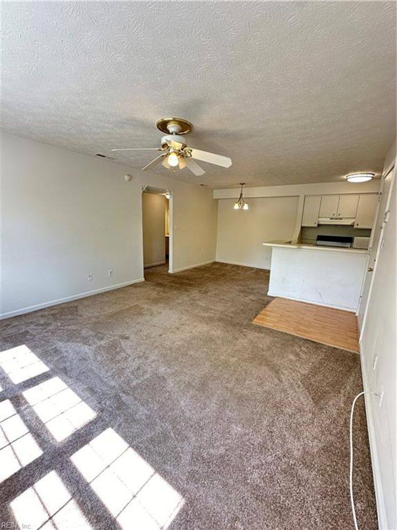 Condo for rent at 39 Cape Dorey Dr, Hampton, VA 23666