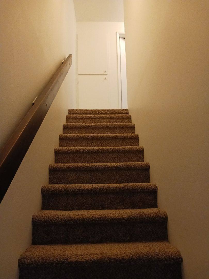 Apartment for rent at 611 W 13th St, Medford, OR 97501