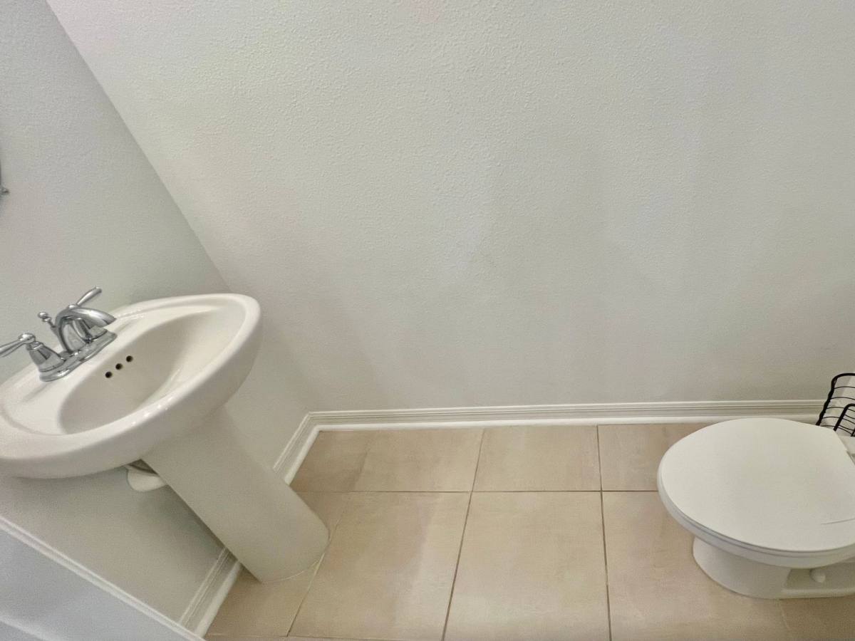 Townhouse for rent at 13112 Annies Walk Dr, Jacksonville, FL 32218