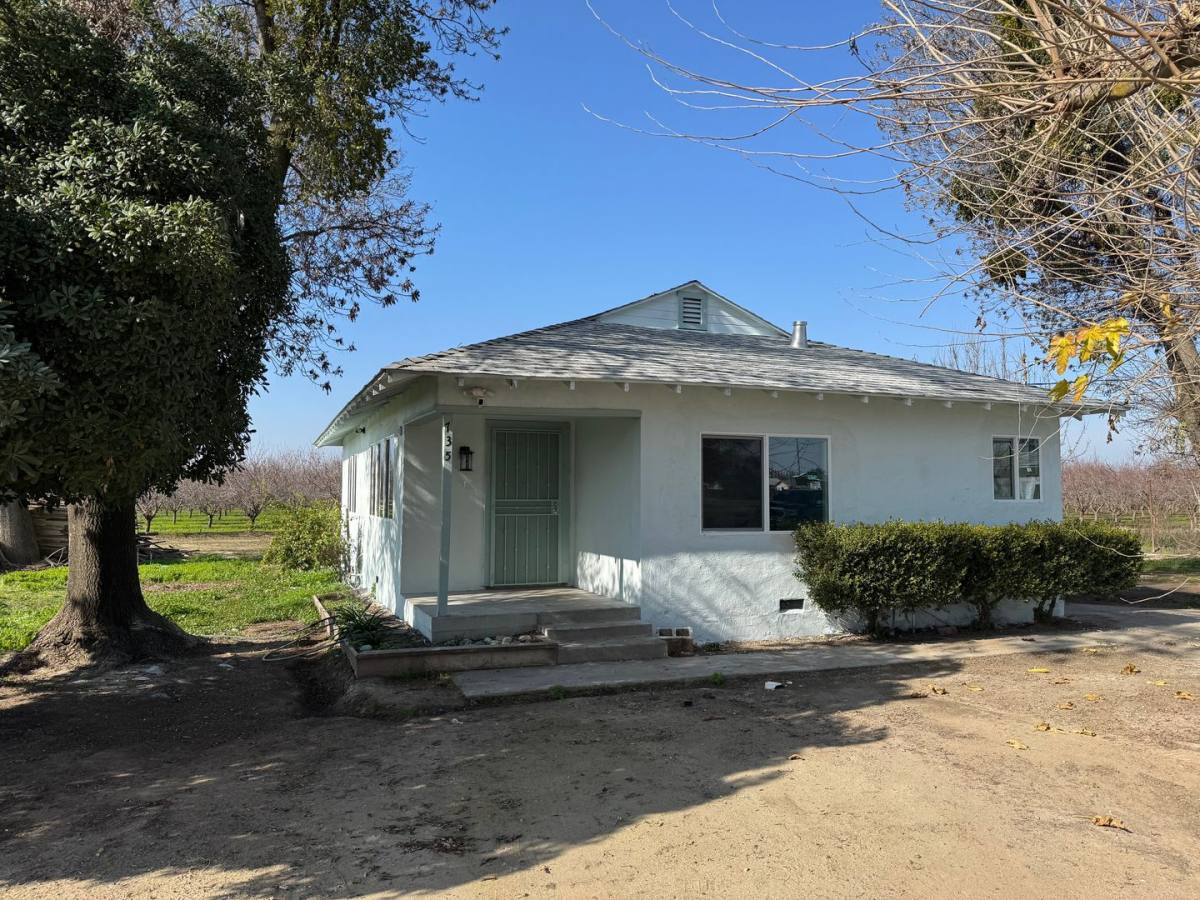 House for rent at 735 N Buhach Rd, Merced, CA 95341