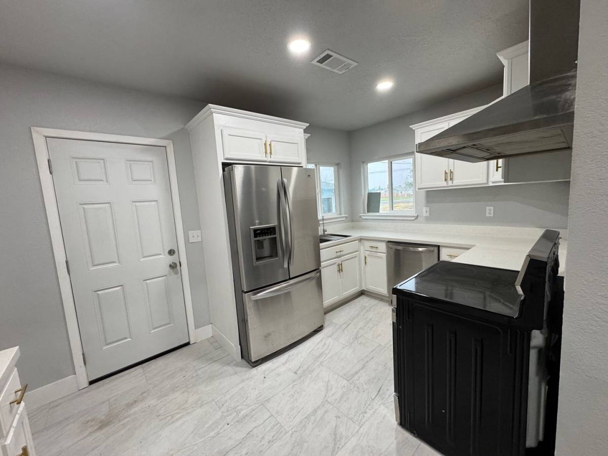 House for rent at 735 N Buhach Rd, Merced, CA 95341
