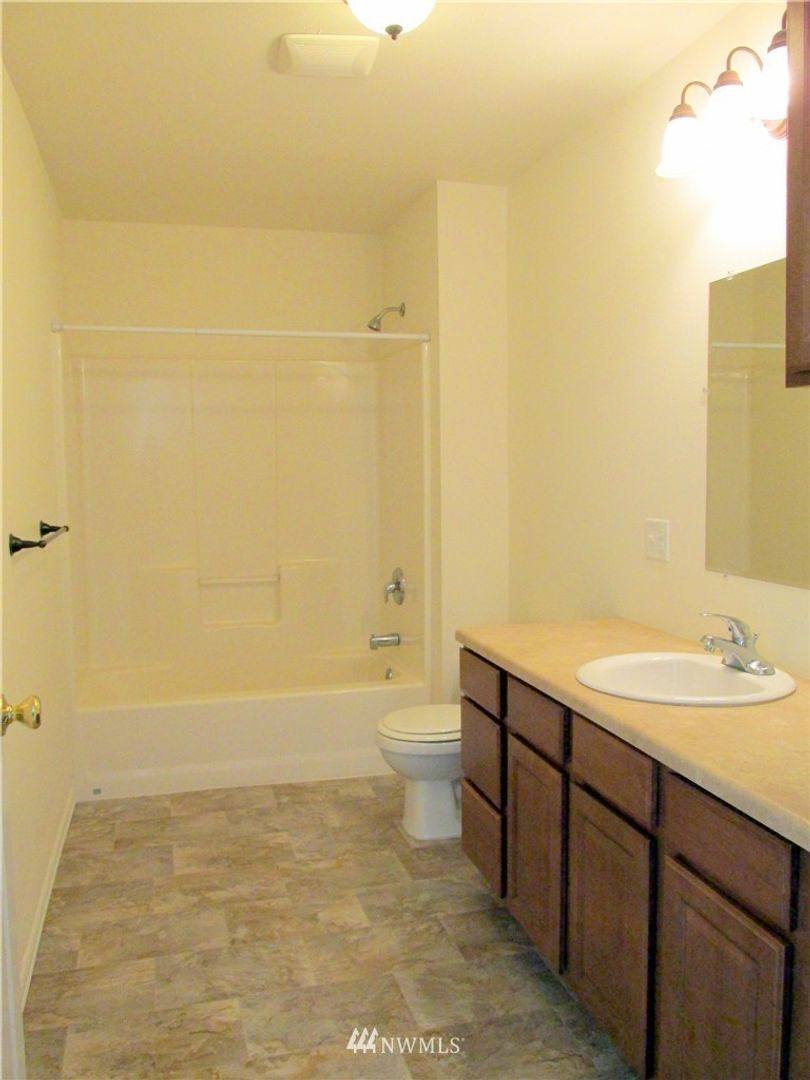 House for rent at 622 S Lake St, Moses Lake, WA 98837