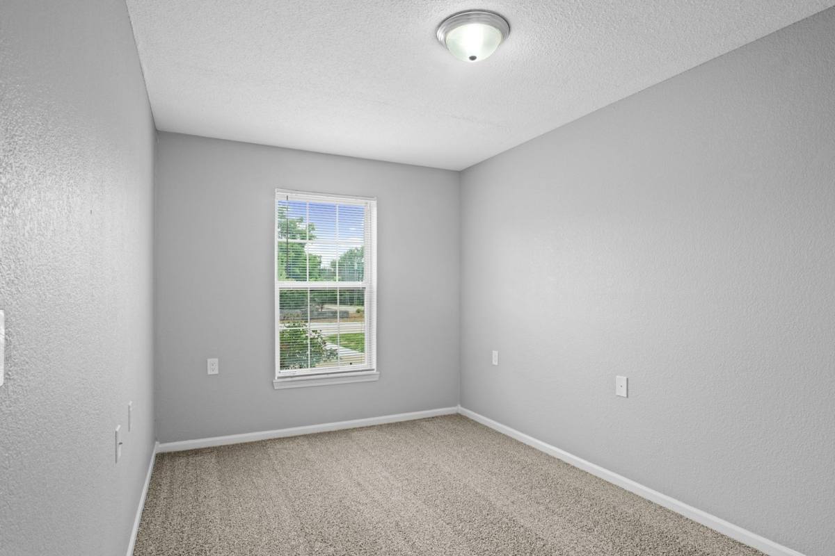 Apartment for rent at 211 W Simon Blvd, Holts Summit, MO 65043