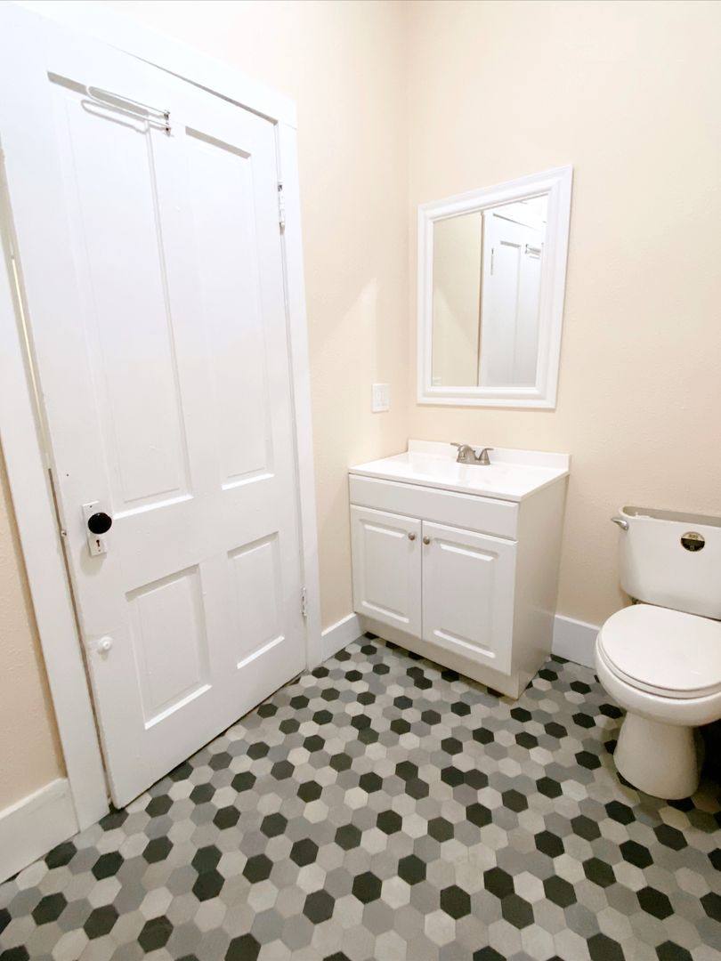 Apartment for rent at 730 Brown St, Davenport, IA 52802