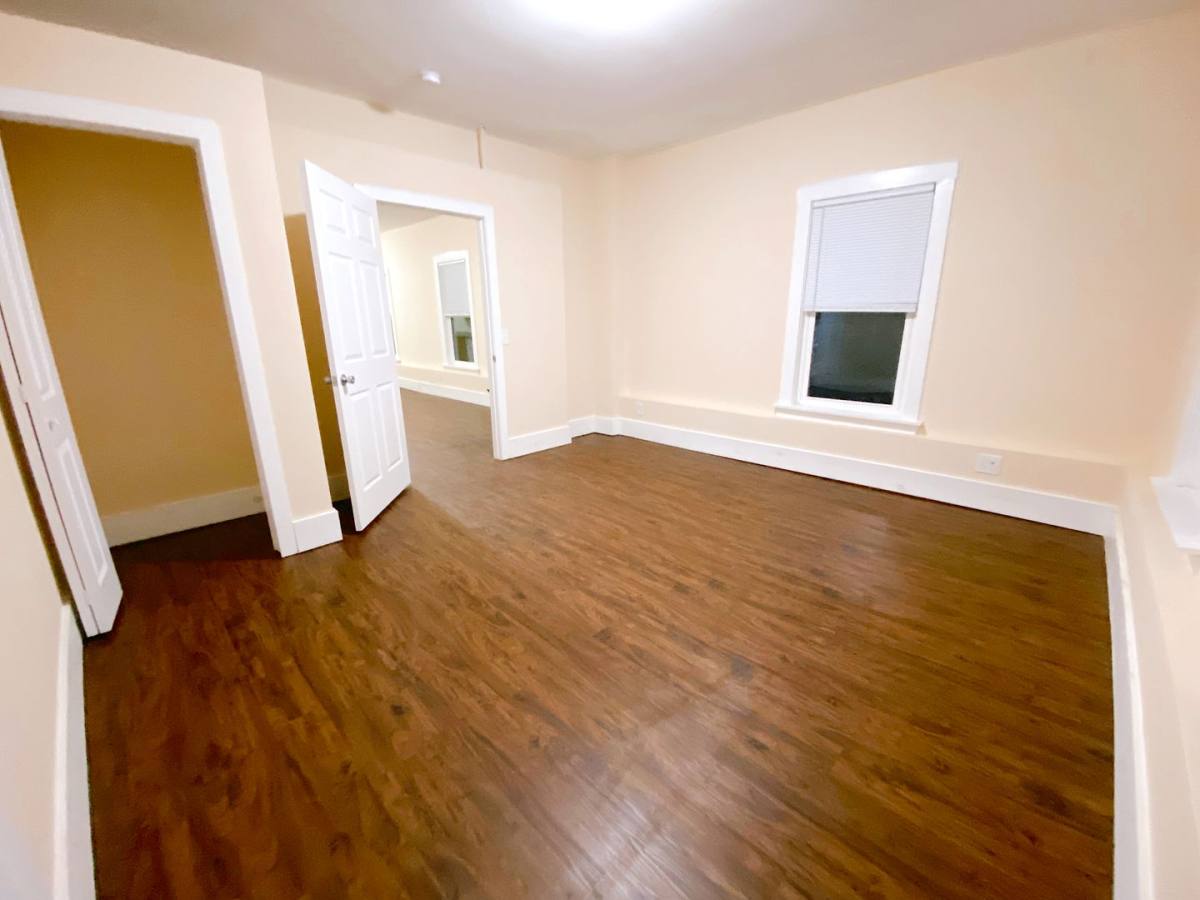 Apartment for rent at 730 Brown St, Davenport, IA 52802