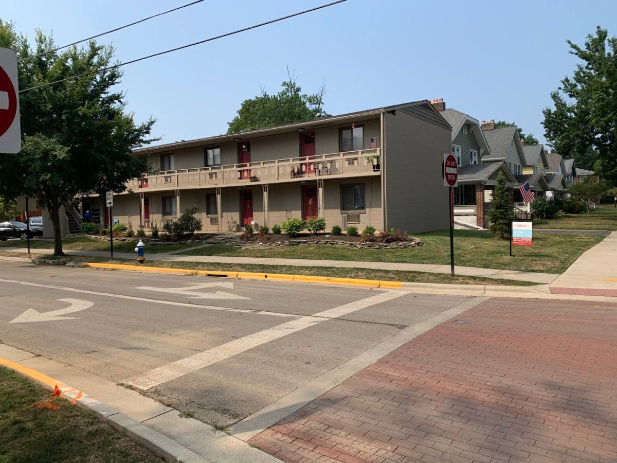 Apartment for rent at 1355 Oakland Ave, Columbus, OH 43212