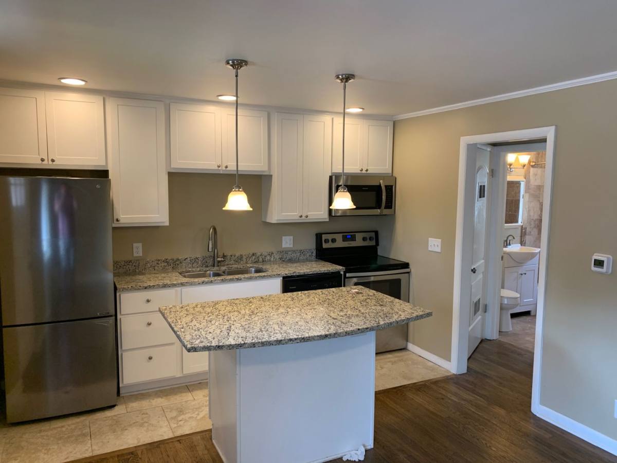 Apartment for rent at 1355 Oakland Ave, Columbus, OH 43212