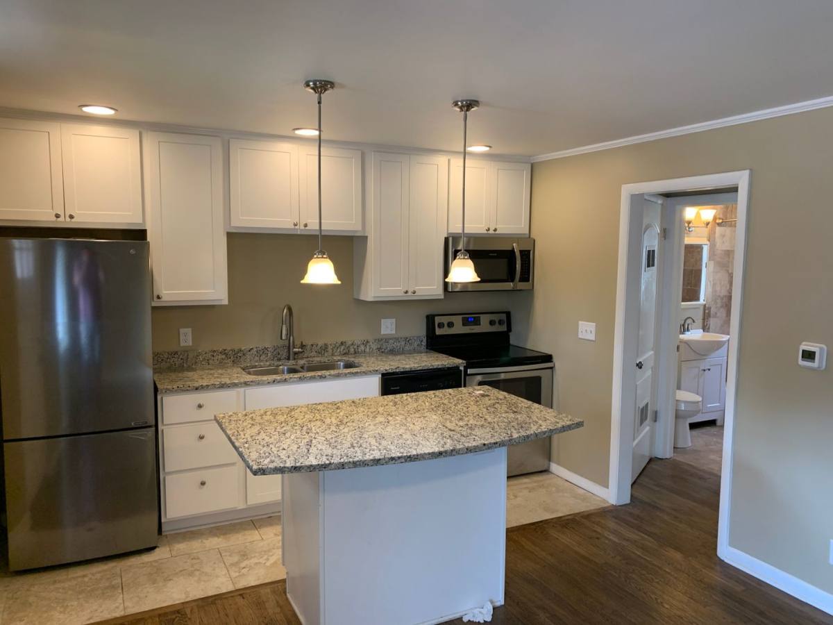 Apartment for rent at 1355 Oakland Ave, Columbus, OH 43212