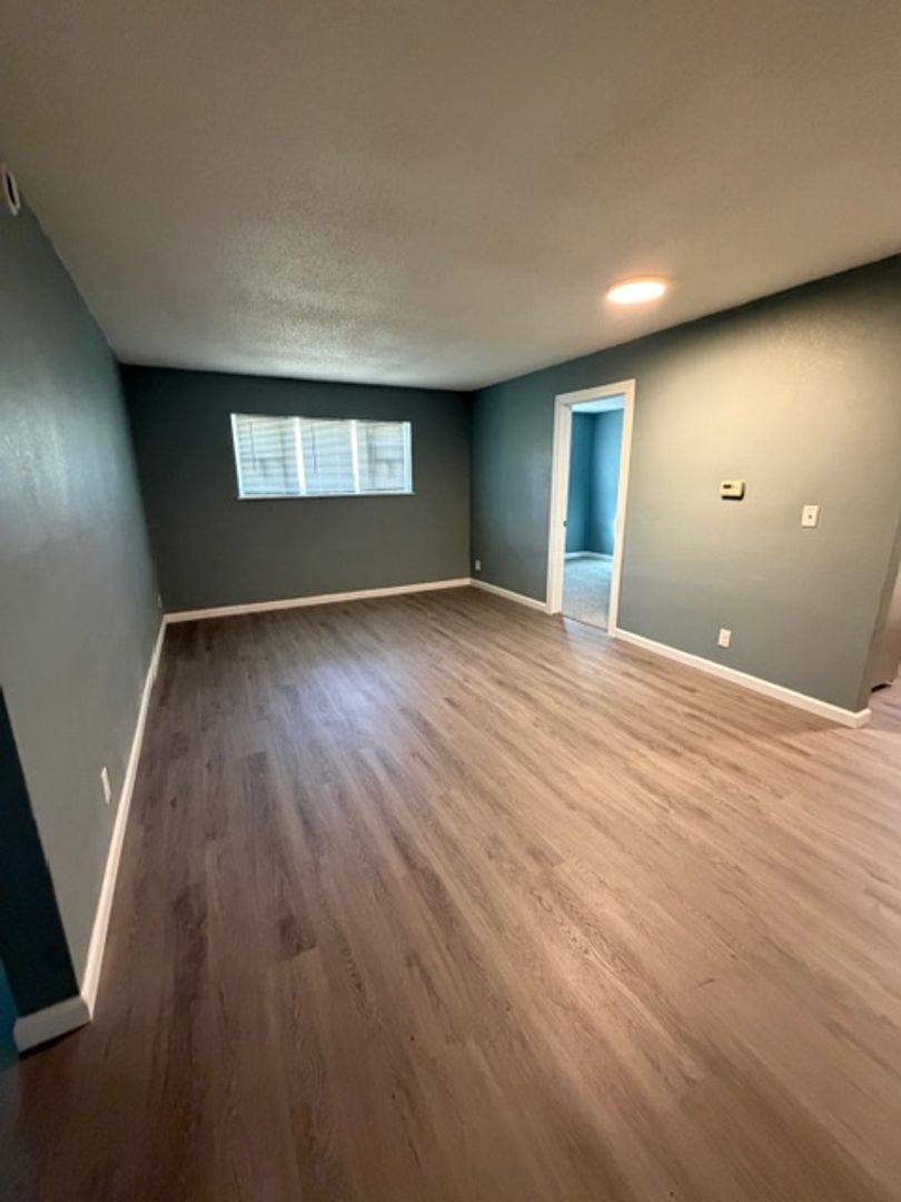 Apartment for rent at 2739 W 72nd St, Davenport, IA 52806