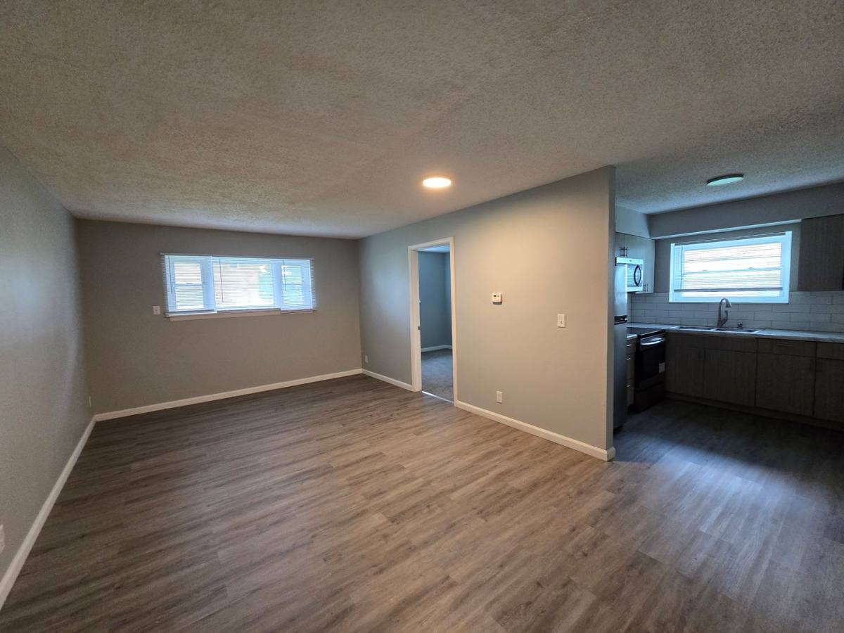 Apartment for rent at 2739 W 72nd St, Davenport, IA 52806