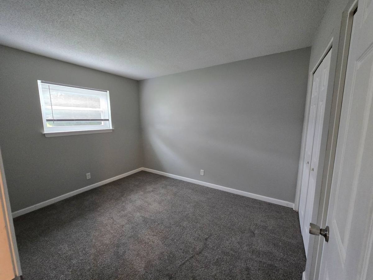 Apartment for rent at 2739 W 72nd St, Davenport, IA 52806