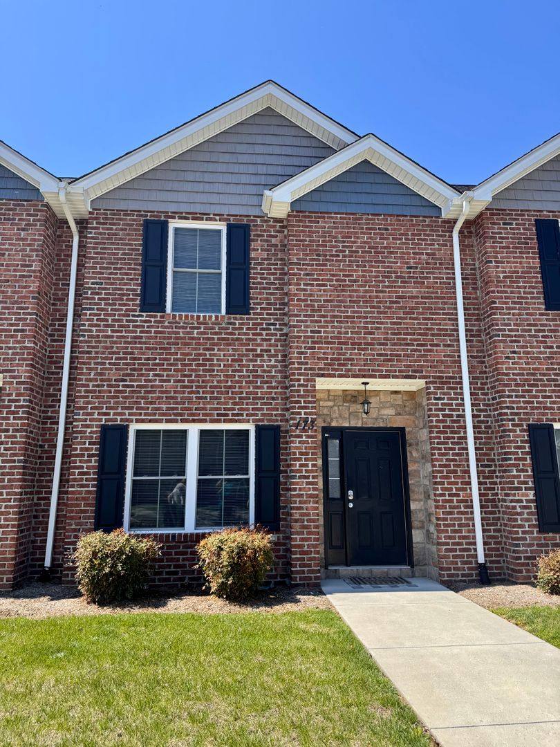 Townhouse for rent at 175 Cedar Point Lane, Harrisonburg, VA 22802