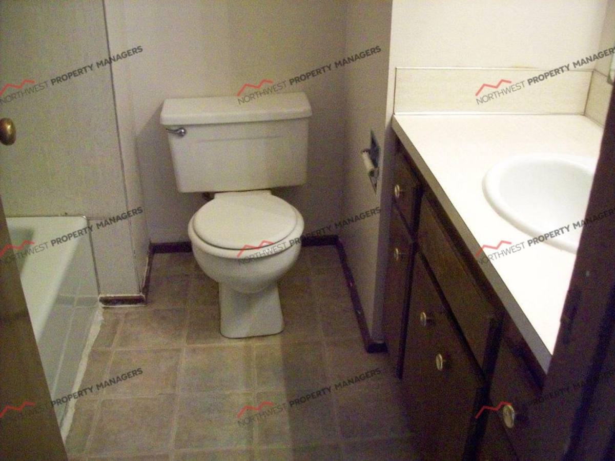 Apartment for rent at 440 N Market Blvd, Chehalis, WA 98532
