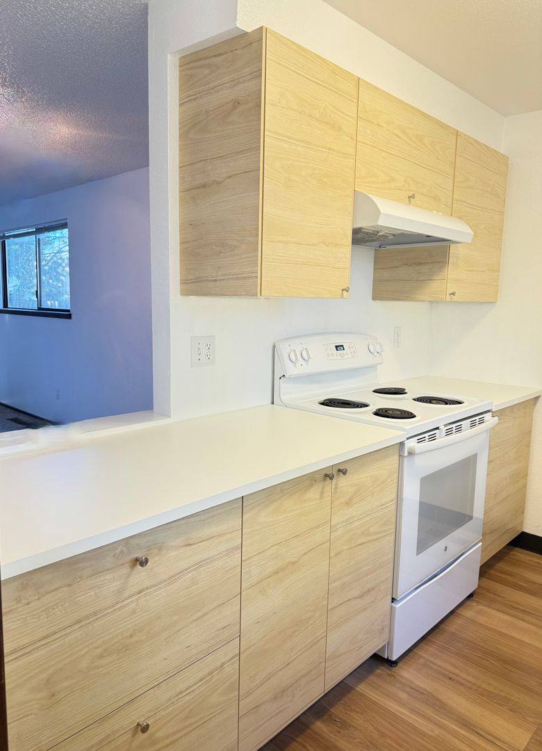 Townhouse for rent at 12334 SW Sussex St, Beaverton, OR 97008
