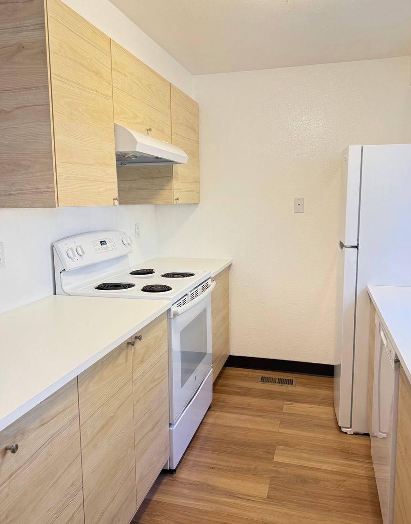 Townhouse for rent at 12334 SW Sussex St, Beaverton, OR 97008