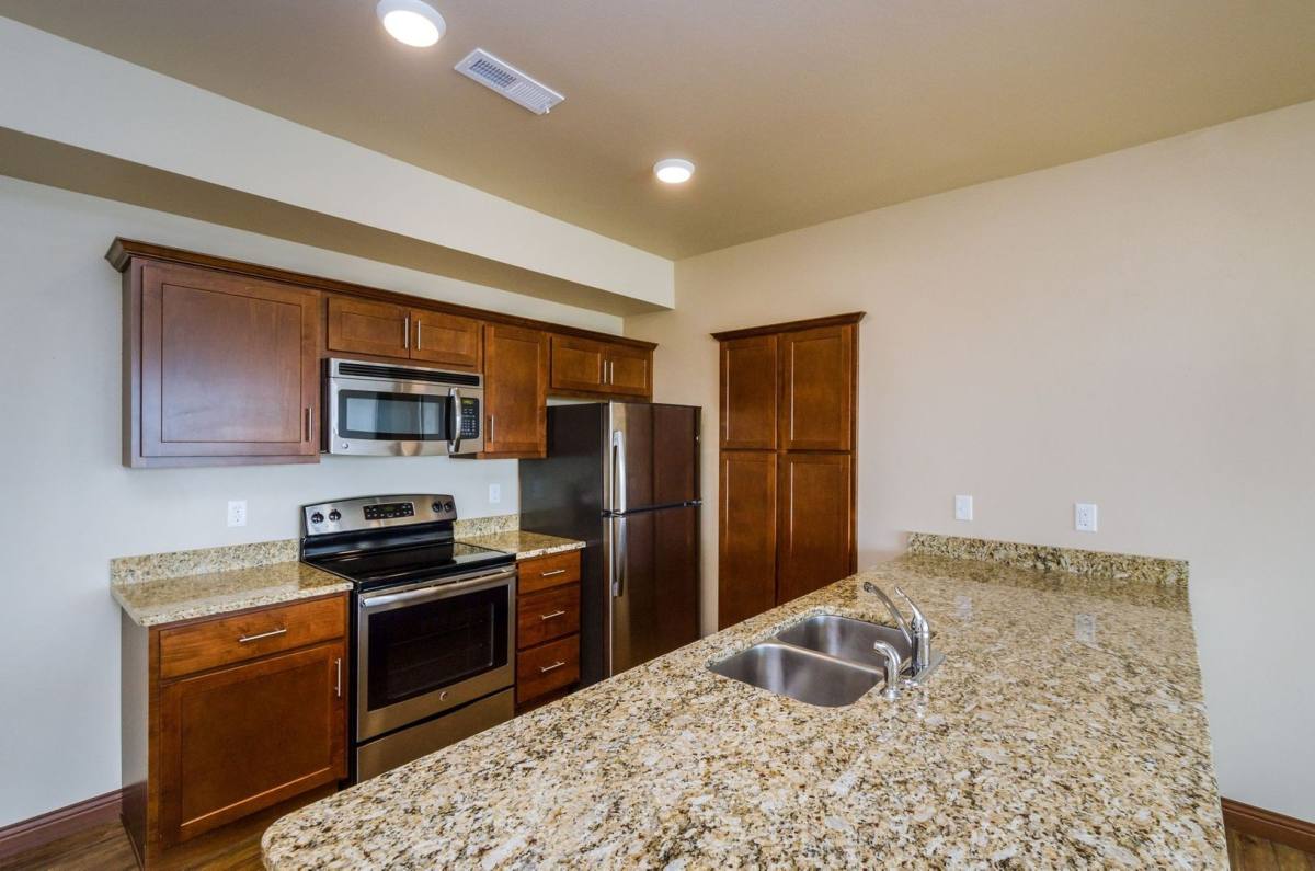 Apartment for rent at 2815 Rohret Rd, Iowa City, IA 52246