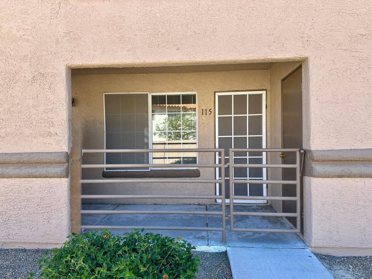Apartment for rent at 9070 Spring Mountain Rd, Las Vegas, NV 89117