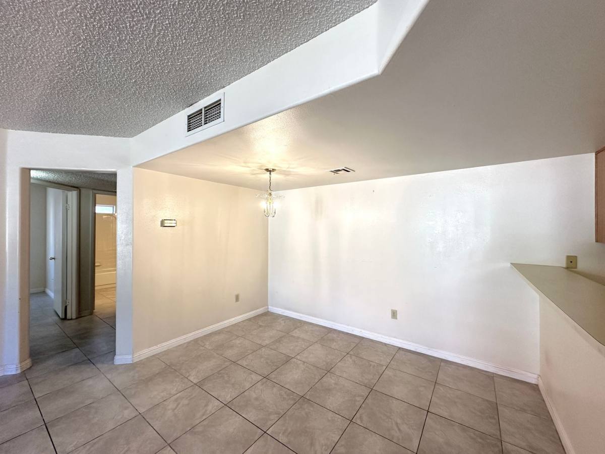 Apartment for rent at 9070 Spring Mountain Rd, Las Vegas, NV 89117