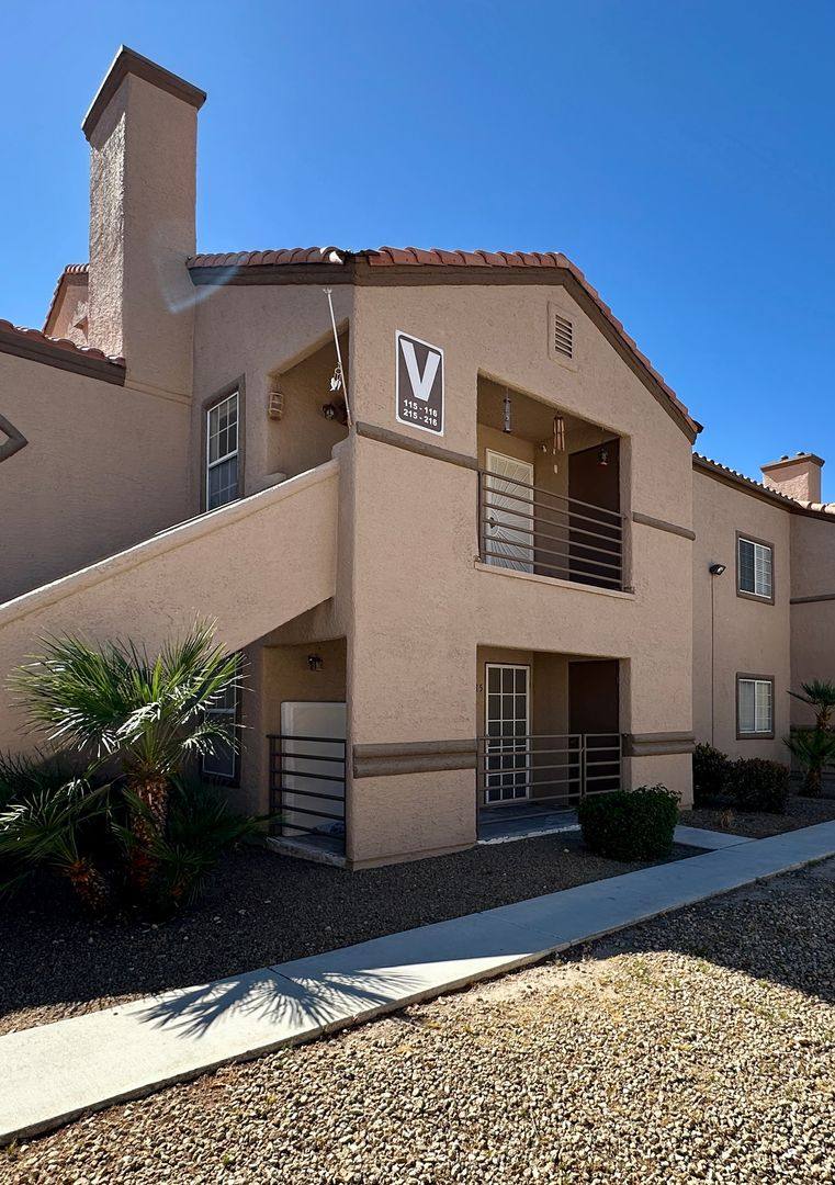 Apartment for rent at 9070 Spring Mountain Rd, Las Vegas, NV 89117