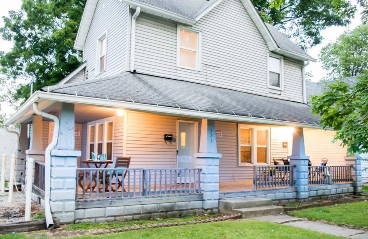 House for rent at 323 S McKinley Ave, Muncie, IN 47303