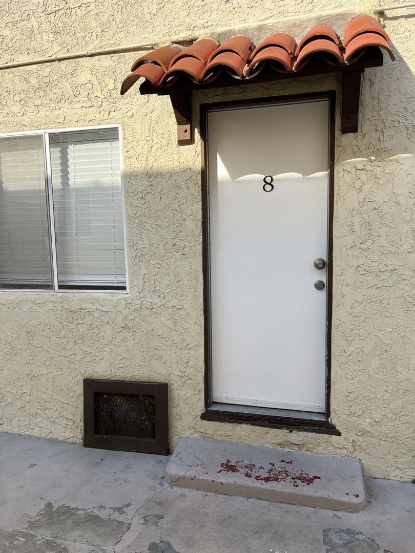 Apartment for rent at 1846 Olive Ave, Long Beach, CA 90806