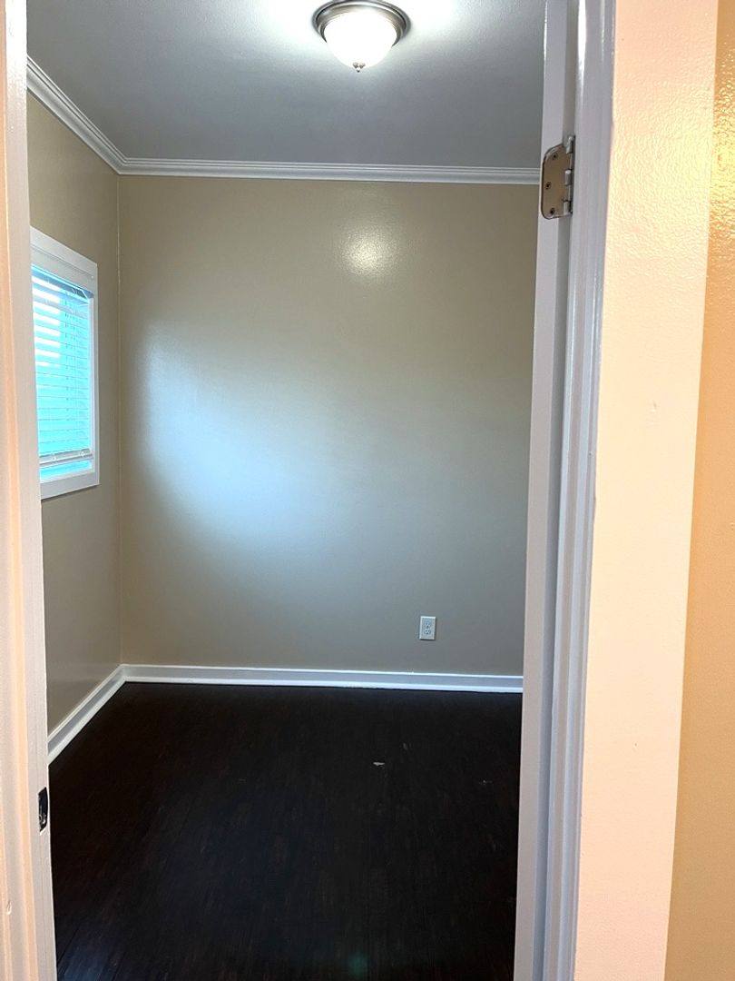 Apartment for rent at 1846 Olive Ave, Long Beach, CA 90806