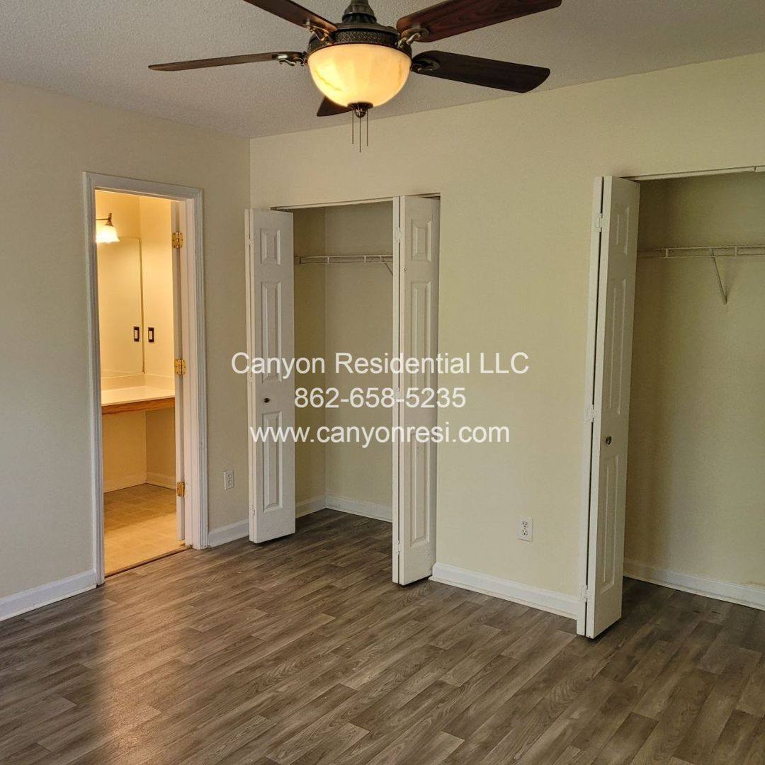 House for rent at 461 Bedford Knoll Dr, Winston Salem, NC 27107