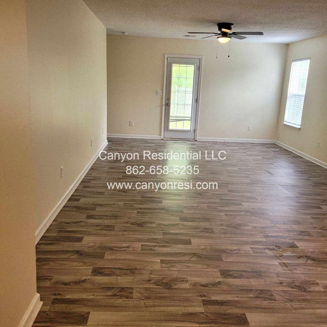 House for rent at 461 Bedford Knoll Dr, Winston Salem, NC 27107