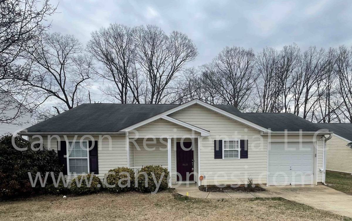 House for rent at 461 Bedford Knoll Dr, Winston Salem, NC 27107