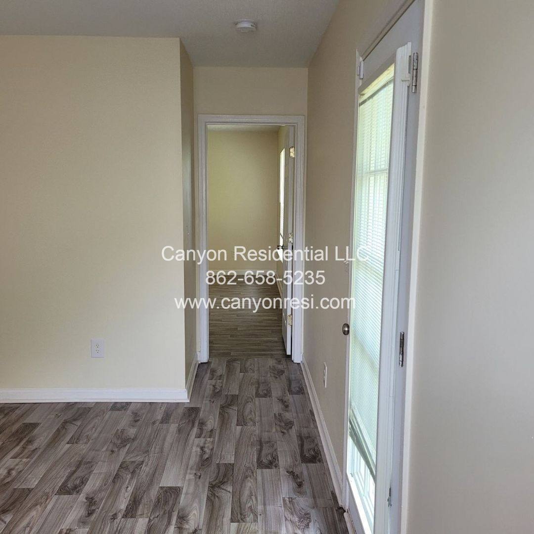 House for rent at 461 Bedford Knoll Dr, Winston Salem, NC 27107