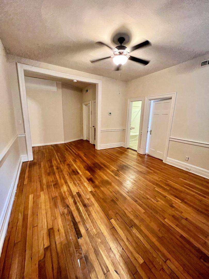 Apartment for rent at 208 N Lombardy St, Richmond, VA 23220