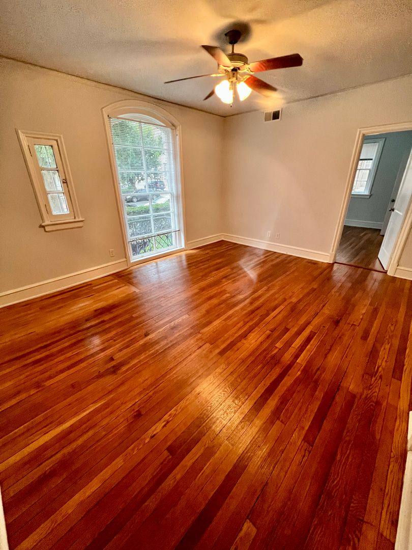 Apartment for rent at 1106 W Franklin St, Richmond, VA 23220