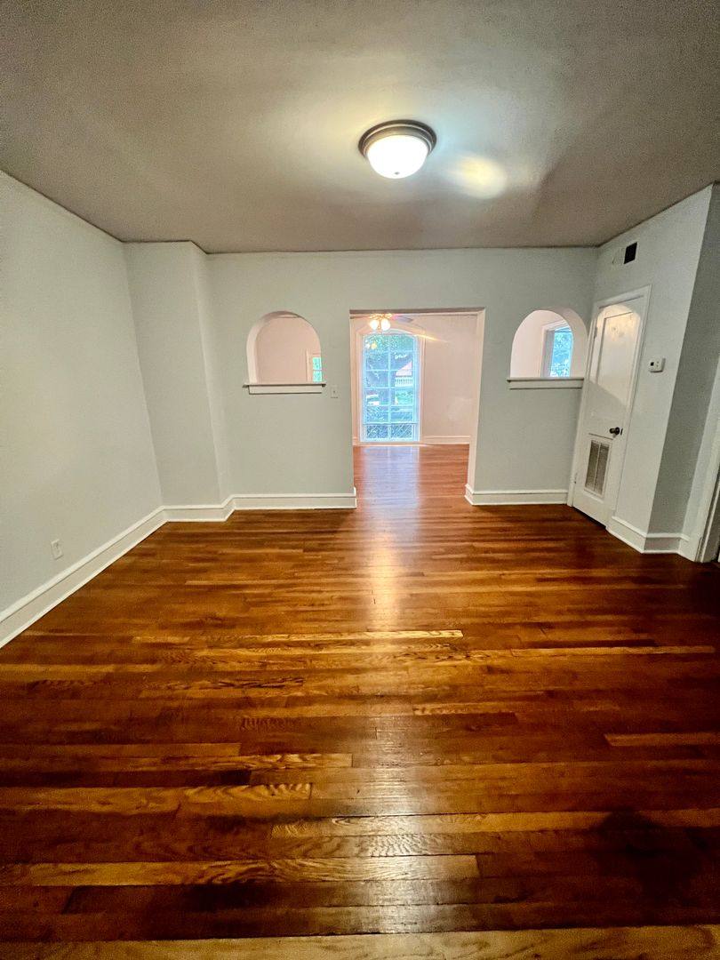 Apartment for rent at 1106 W Franklin St, Richmond, VA 23220