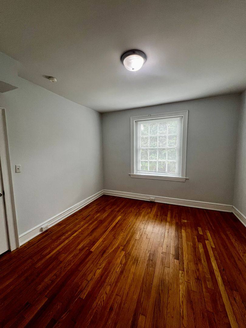 Apartment for rent at 1107 W Grace St, Richmond, VA 23220