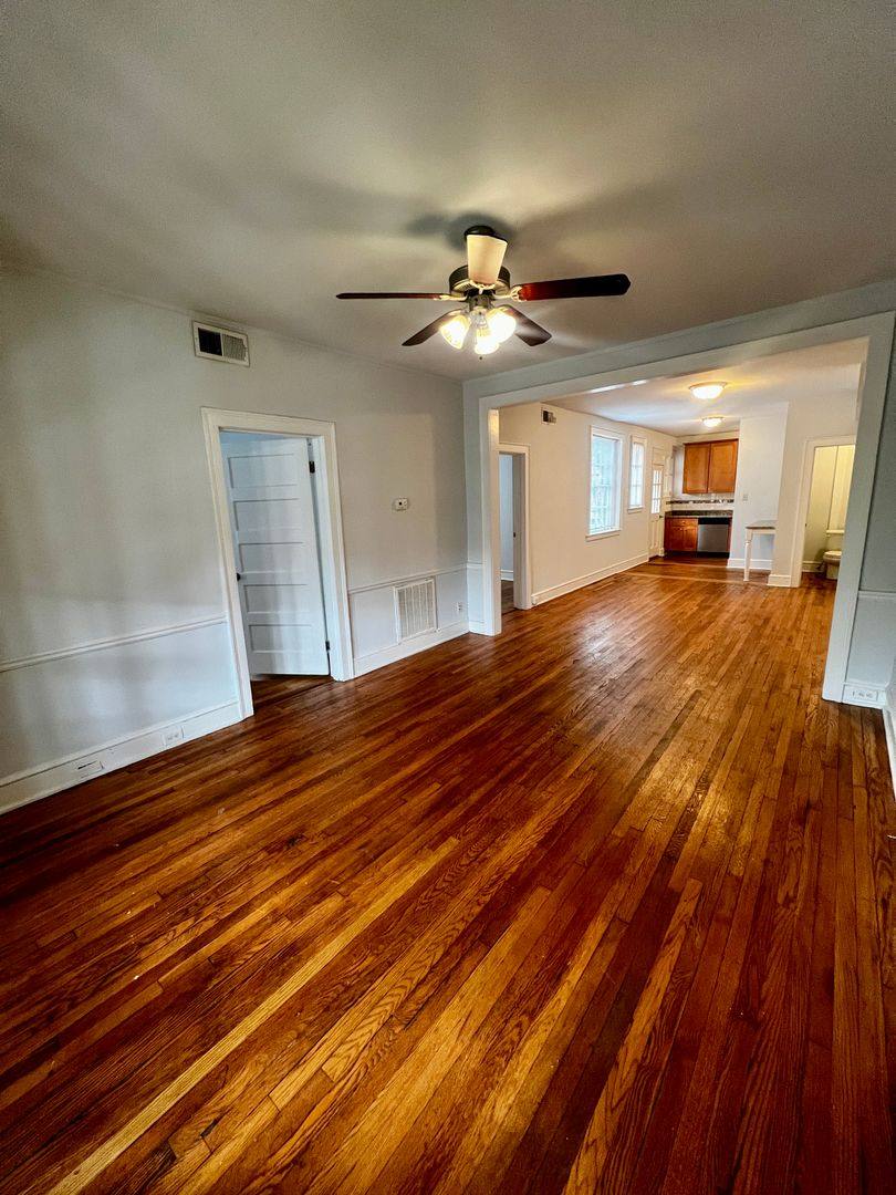 Apartment for rent at 1107 W Grace St, Richmond, VA 23220