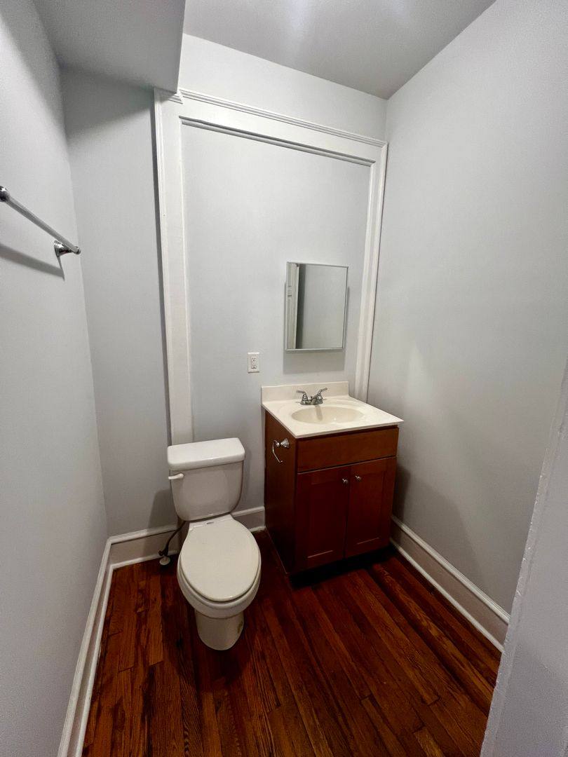 Apartment for rent at 1107 W Grace St, Richmond, VA 23220