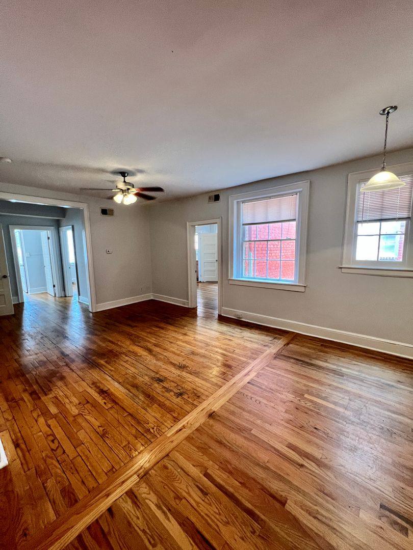 Apartment for rent at 1121 W Grace St, Richmond, VA 23220