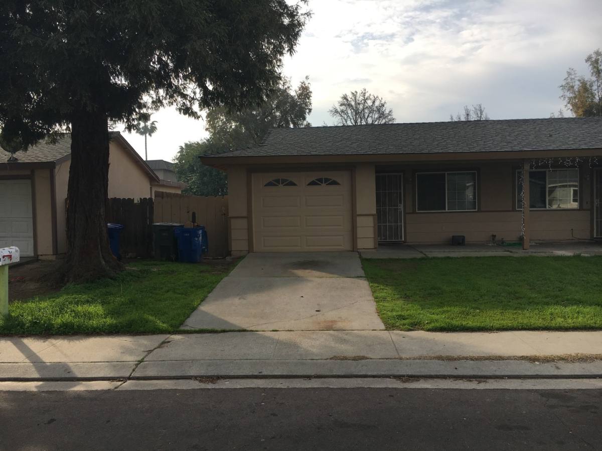 Townhouse for rent at 2714 Pyramid Ave, Ceres, CA 95307