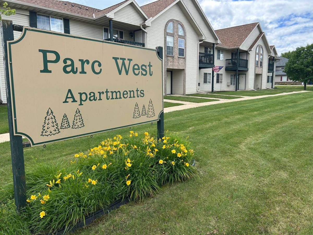 Apartment for rent at 701 & 703 Horicon St, Horicon, WI 53032