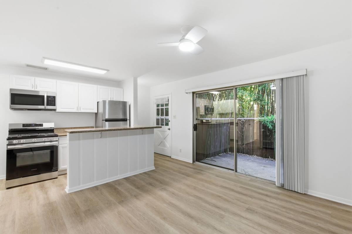 Apartment for rent at 1453 S Westgate Ave, Los Angeles, CA 90025