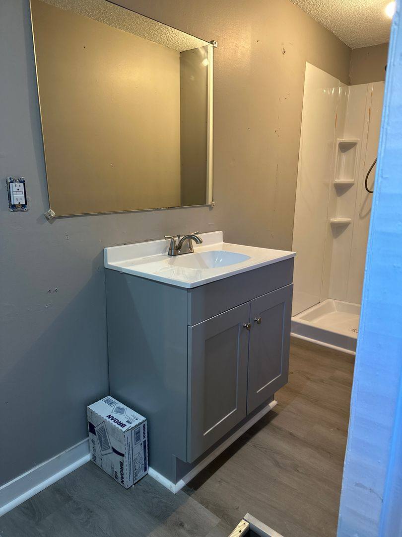 Apartment for rent at 1028 W Lexington Ave, Winchester, KY 40391
