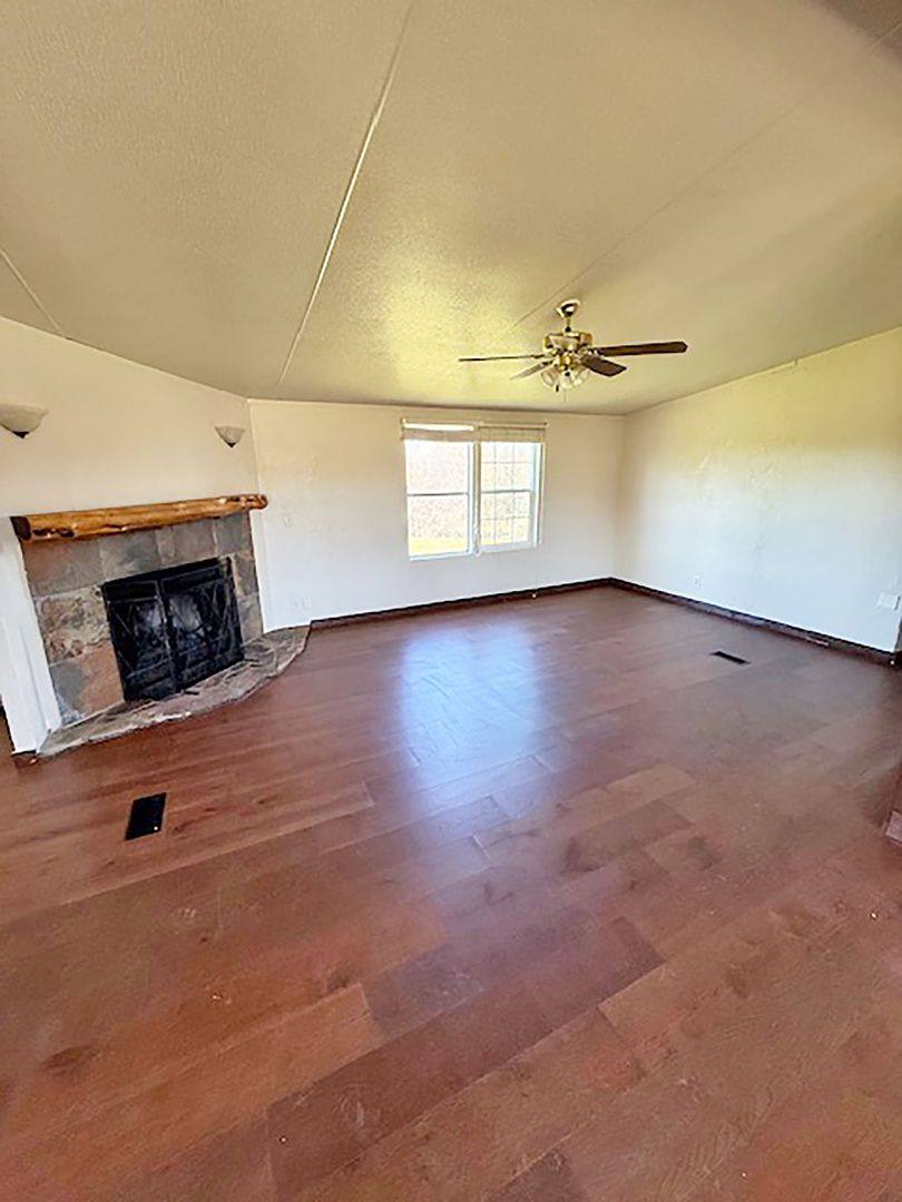 House for rent at 348 Coyote Trail, Rhome, TX 76078