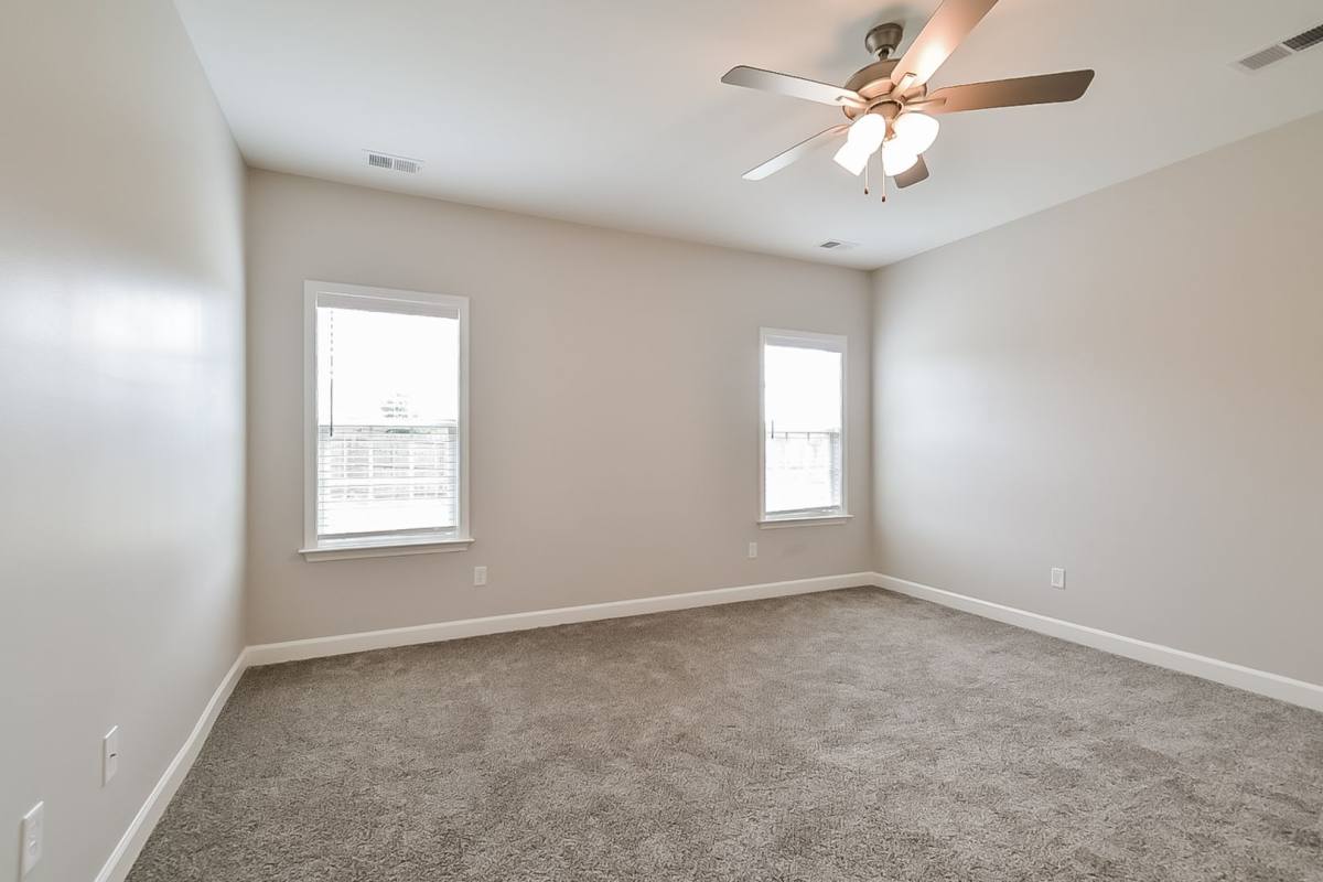 Apartment for rent at 9274 Lakeside Circle S, Walls, MS 38680