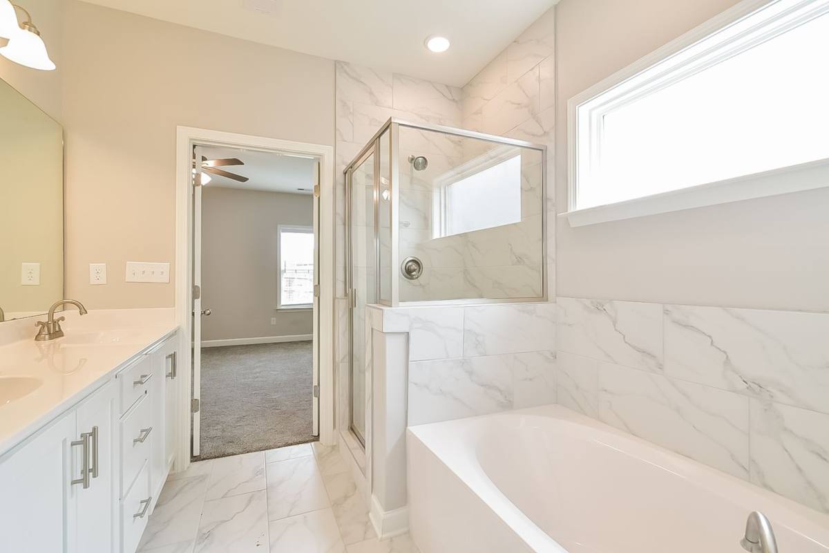 Apartment for rent at 9274 Lakeside Circle S, Walls, MS 38680